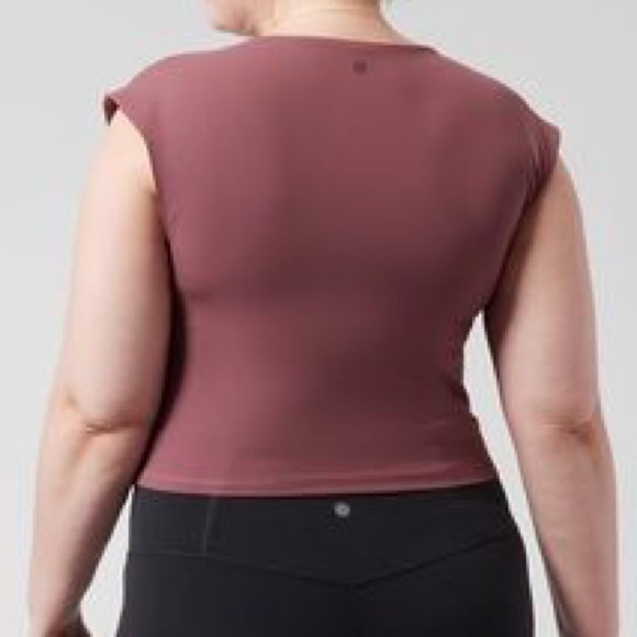 ATHLETA Women’s Plus Size Vita Free Cropped Tee 3X - Picture 3 of 11